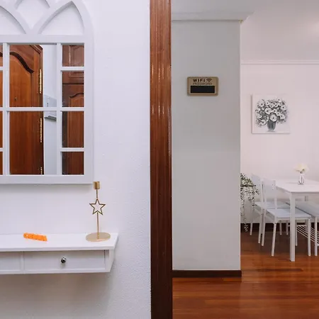 Diafano Y Acogedor En By Apartment *