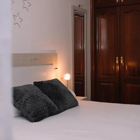 Diáfano Y Acogedor En By