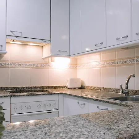 Diafano Y Acogedor En By Apartment Vigo