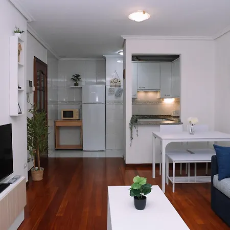 Diáfano Y Acogedor En By * Vigo